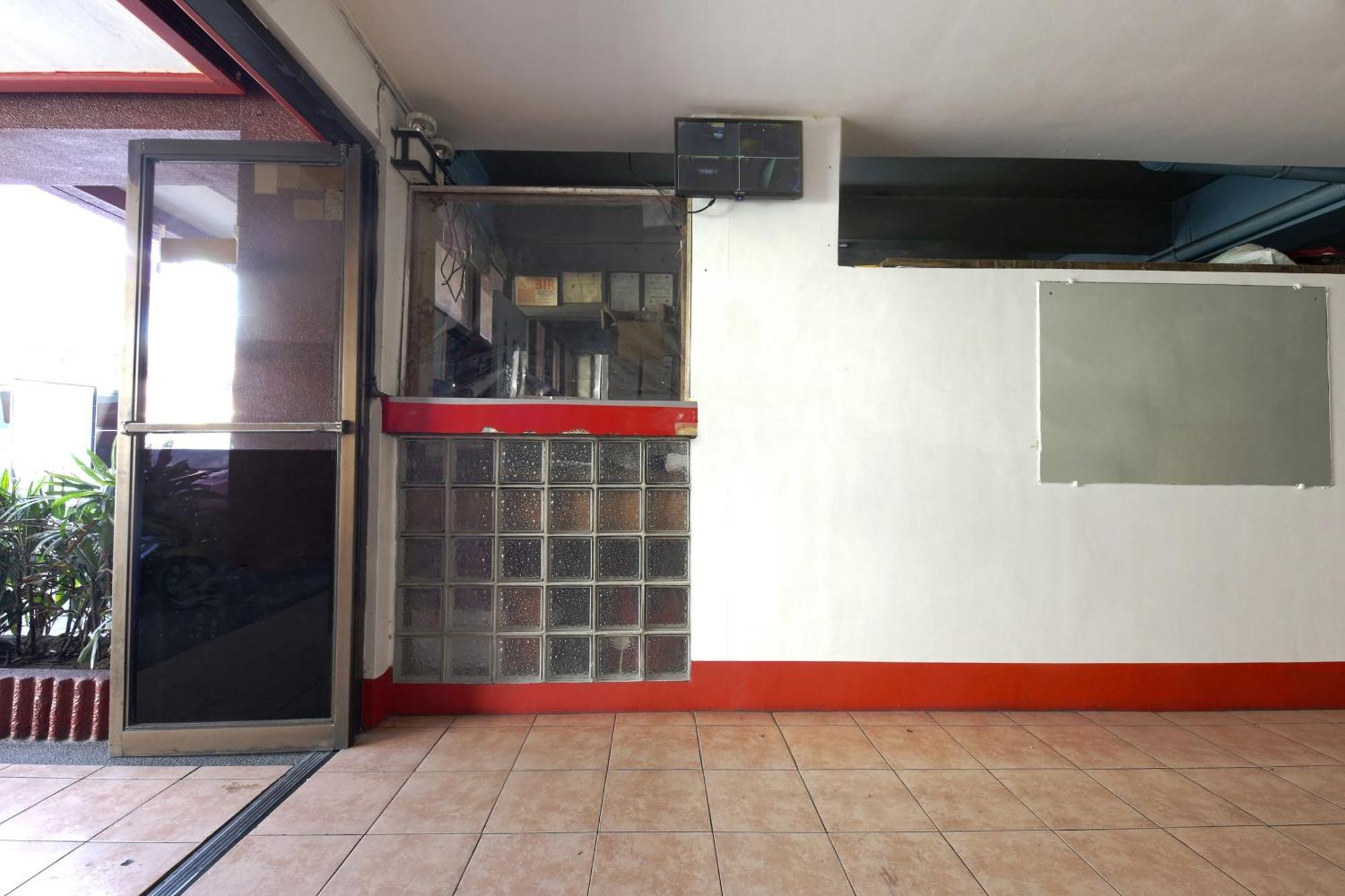 OYO 854 Busline Apartelle Quezon City Exterior foto